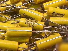 100 acushnet .1UF 250V polyester capacitors