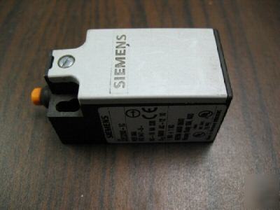 Siemens 32E3200-1C limit switch - nos