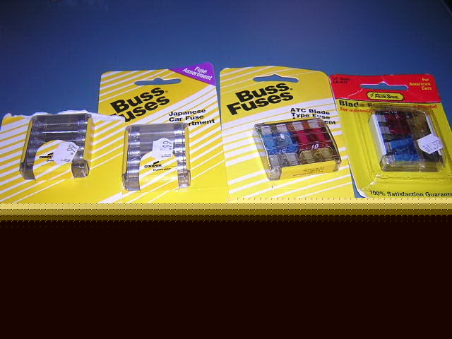 26 assorted buss & blade fuses 