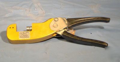 Astro tool corp cat no 620175 crimping tool M22520/5-01