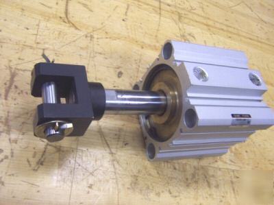 New smc pneumatic cylinder, p/n: CQ2C80-50D-y ~ ~