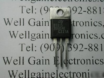 St BTB15-700BAK triac to-220AB 15AMP 700V nos