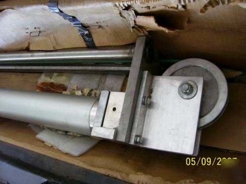 Linear actuators 8 foot stroke. 