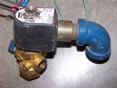 Parker valve, cat # 04F30O2106ACF4C05J, ser no 4701B