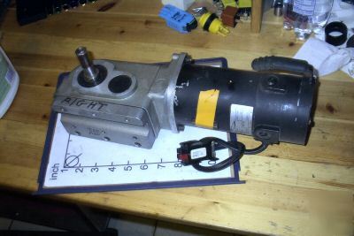 Dc motor and drive, invacare, 1109164, 18.2RPM, left