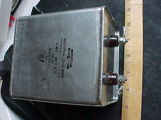 Capacitor 4UF 660V ac 400 hz E139