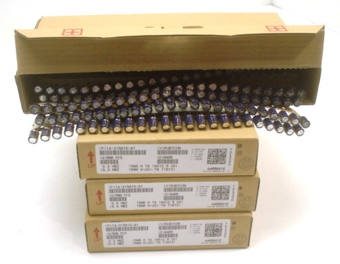 Lot of 2000 capacitors, 1500UF, 16V, 14-315829-01