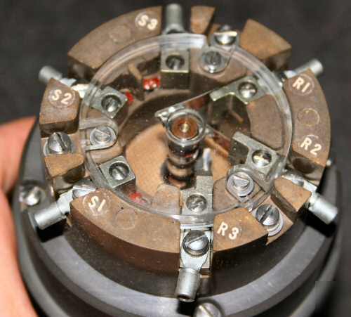 New bendix aviation servo systems motor 90V 60HZ 5-hdg 