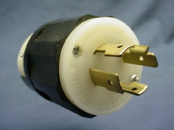 Leviton L16-20 locking plug 20A 480V 3PH 2431
