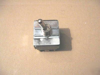 New 5 toggle switch - 2 position, 