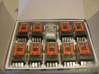 MY4N omron relay 4 pole 4 nc 4NO 100/110 vdc coil