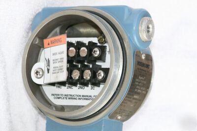 Rosemont kay ray sensall level switch pn FMOGST012F20S