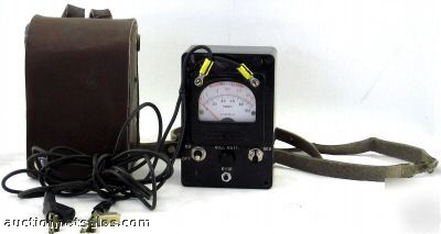 Vintage megohms kilohm points test meter & case