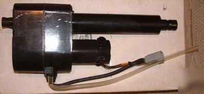 Linear actuator DL24-05B5-05CU