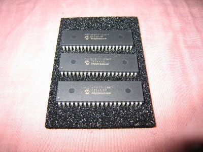 3X microchip pic 16F877 microcontrollers (40-pin dil)