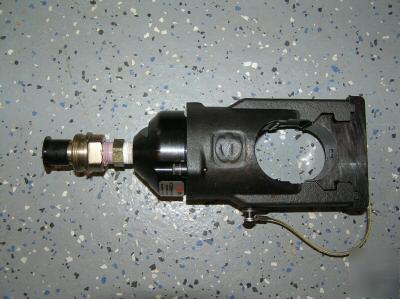 Burndy Y39BH 12 ton remote head crimper (uses u dies)
