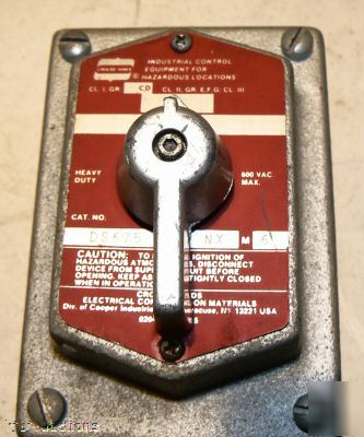 Crouse hinds DS675 explosion proof 3 position switch