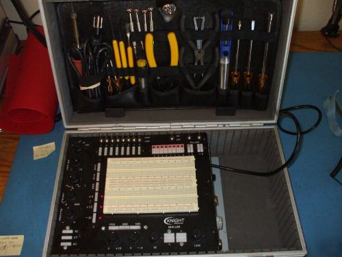 Knight mini-lab electronics, w/fluke 21 dmm