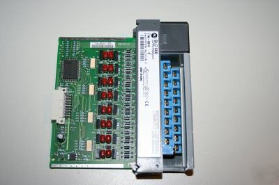 Allen bradley 1746-OB16 10-50VDC output module