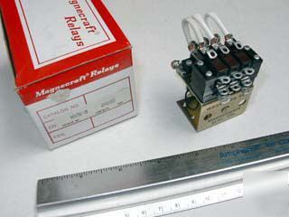 Magnecraft 10 amp 24VDC 3PDT relays (2 pcs)