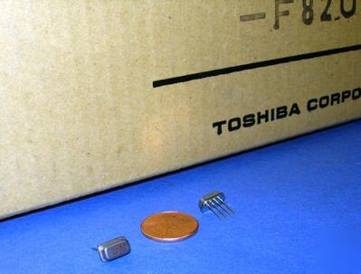 New F82U toshiba crystal rf mod F82UF-8M lot of 4 