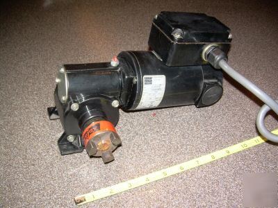 Bodine gear motor 1/8 hp 1 amp 130 dc 62 rpm 40:1