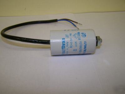 Motor run capacitor 8UF 400/450 volts with flying lead