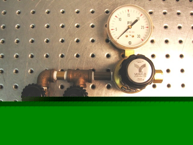 T29885 veriflow 1R4B 100G sb regulator w/gauge