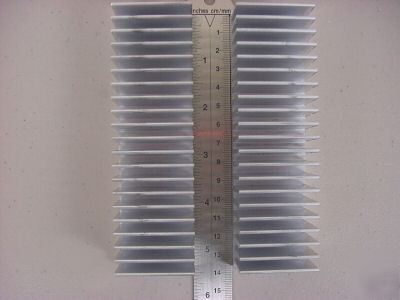 Aluminum heatsink extrusion h:1.5