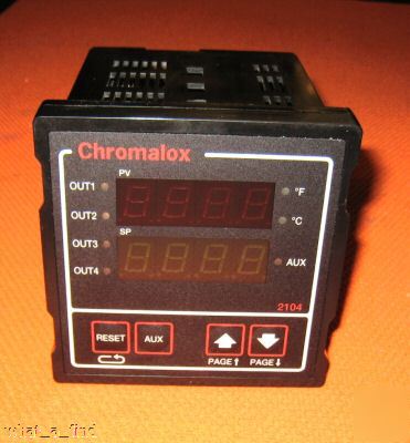 Chromalox 2104-ST130 temperature controller 2104ST130 