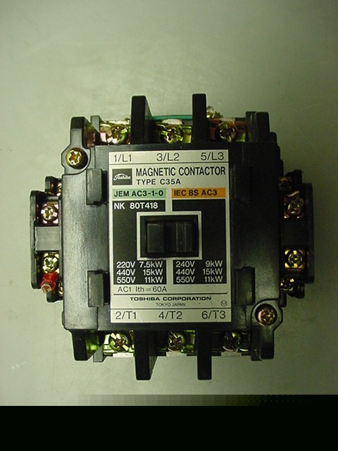 2 toshiba C35A contactors 3 pole 60 amp 100-110 v coil