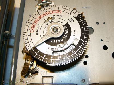 Intermatic astronomic time switch w/ skipper 